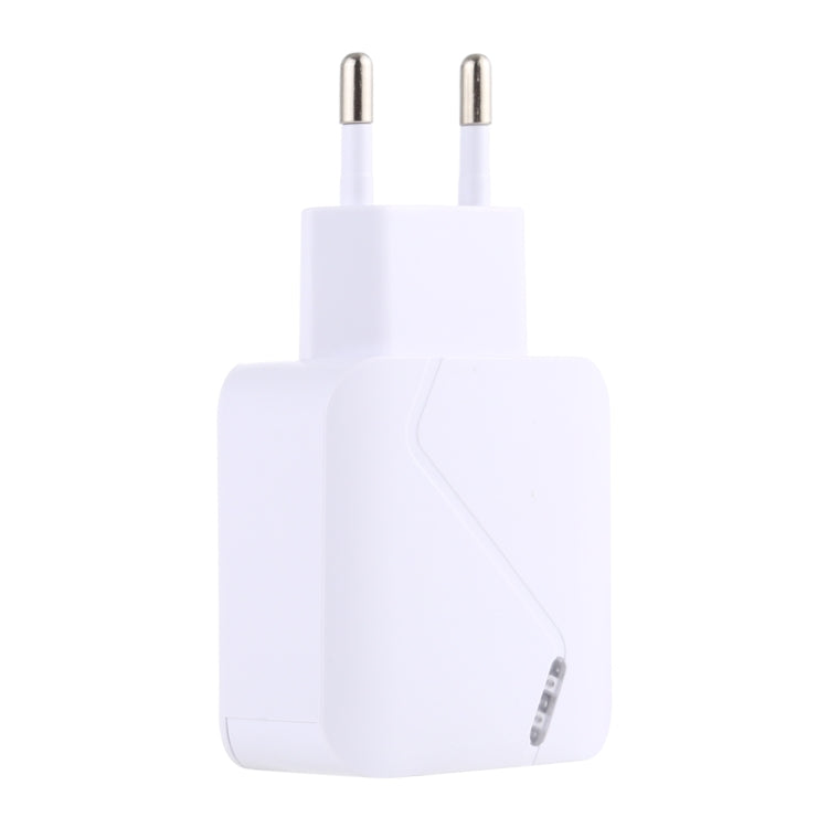 LZ-819A+C QC3.0 USB + PD 18W USB-C / Type-C Interfaces Travel Charger with Indicator Light, EU Plug (White) - USB Charger by PMC Jewellery | Online Shopping South Africa | PMC Jewellery | Buy Now Pay Later Mobicred