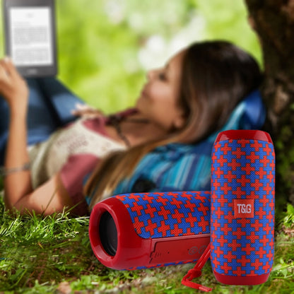 T&G TG117 Portable Bluetooth Stereo Speaker, with Built-in MIC, Support Hands-free Calls & TF Card & AUX IN & FM, Bluetooth Distance: 10m(Red) - Desktop Speaker by T&G | Online Shopping South Africa | PMC Jewellery | Buy Now Pay Later Mobicred