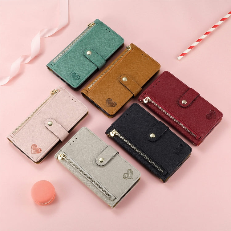 For iPhone 16e Love Zipper Lanyard Leather Phone Case(Green) - iPhone 16e Cases by PMC TechLife | Online Shopping South Africa | PMC TechLife | Buy Now Pay Later Mobicred