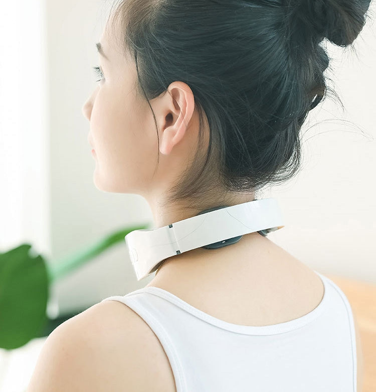 Cervical Massager Electromagnetic Pulse Heating Neck Protector, Style:Charging Remote Heating - free shipping - PMC TechLife - Order now!