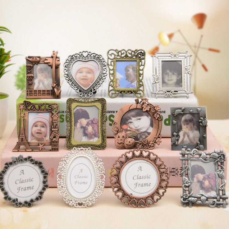 2 PCS Creative Metal Vintage Photo Frame(Love Round) - Photo Albums & Photo Frames by PMC Jewellery | Online Shopping South Africa | PMC Jewellery