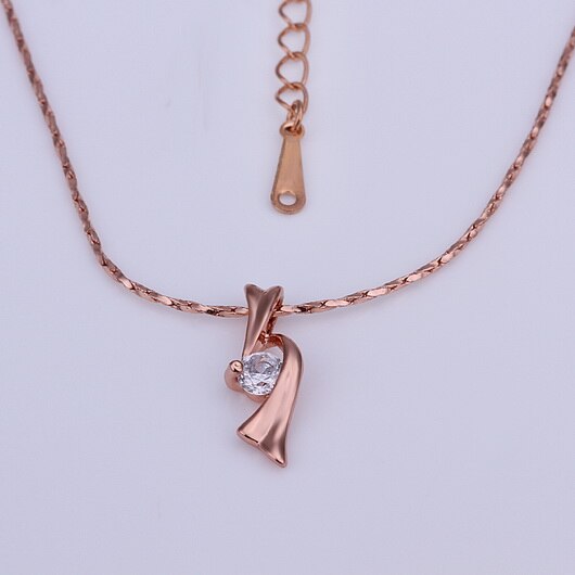 Rose gold 18k gold plated pendant necklace - a stunning piece of jewelry great for any occasion.