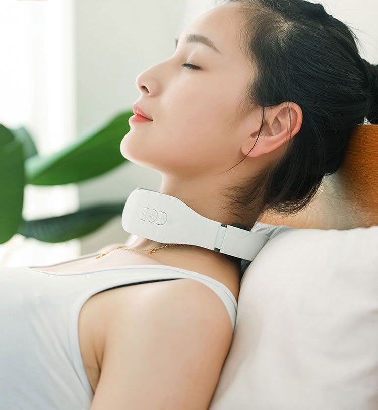 Cervical Massager Electromagnetic Pulse Heating Neck Protector, Style:Charging - free shipping - PMC TechLife - Order now!